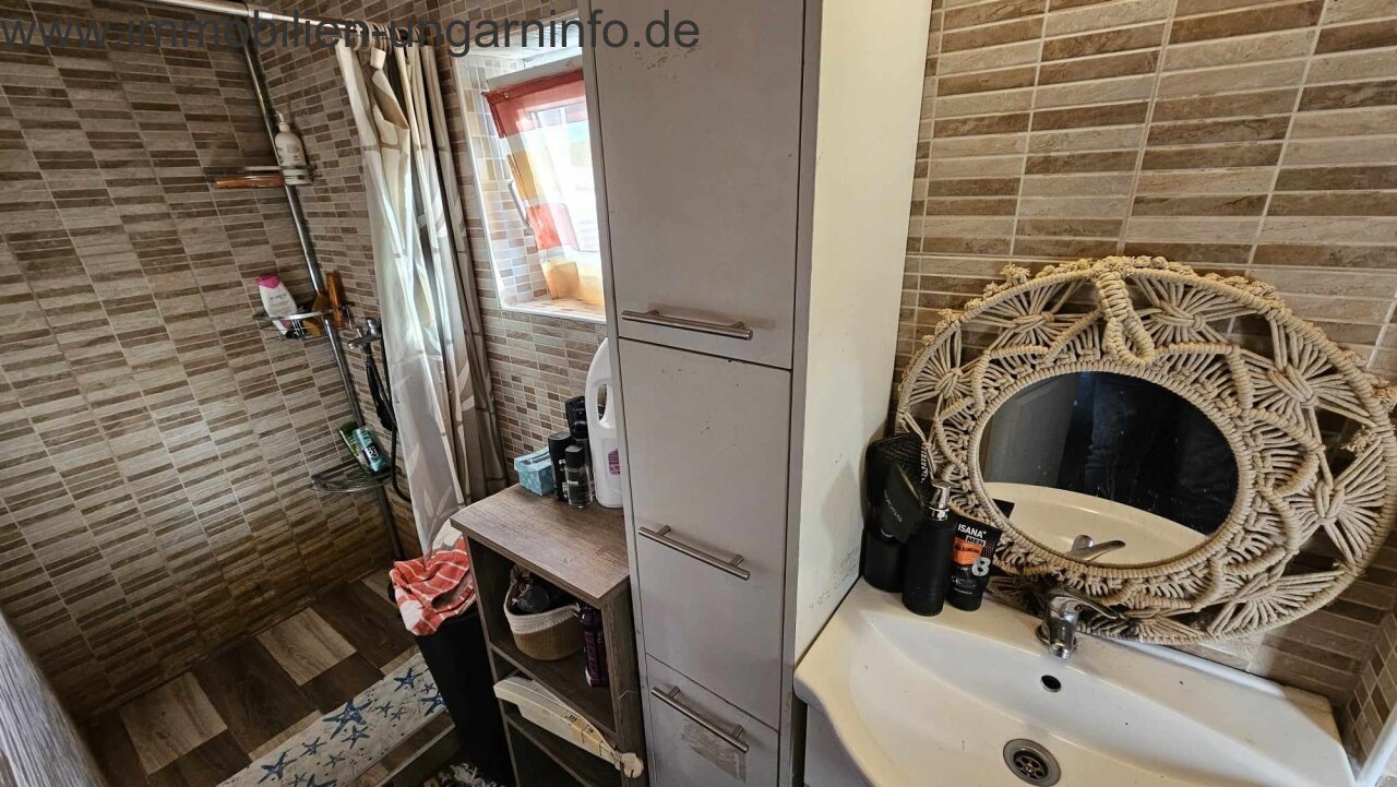 Familienhaus mit 2 Grundstücken in der Nähe des Plattensees