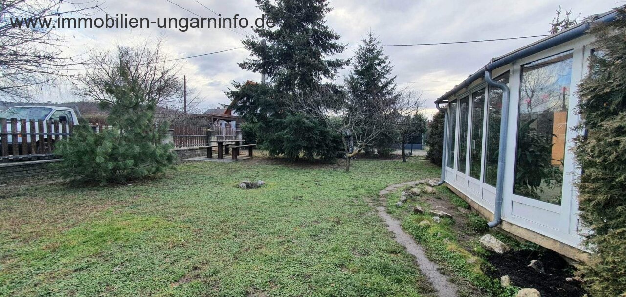 In Vonyarcvashegy, on the northern shore of Lake Balaton, 2-storey detached house for sale