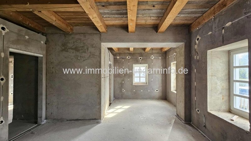 Familienhaus im Umbau mit 1 Hektar Grundstück im Komitat Somogy