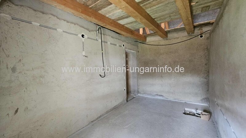 Familienhaus im Umbau mit 1 Hektar Grundstück im Komitat Somogy