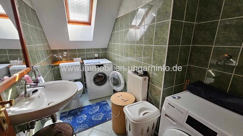 Neuwertiges massive Einfamilienhaus, 12 km vom Plattensee entfernt in Marcali