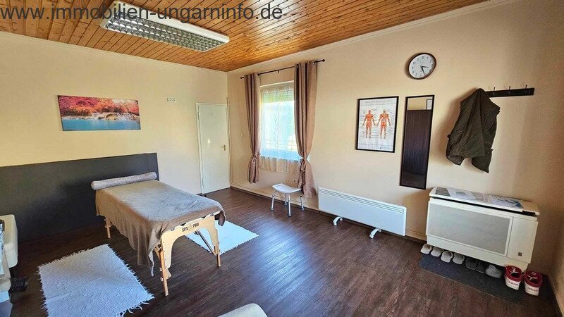 Exklusives Familienhaus mit Apartment in der Nähe des Plattensees