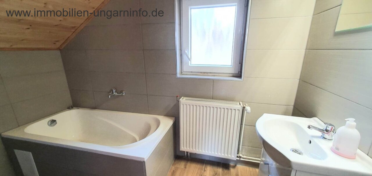 3-storey house for sale on the northern shore of Lake Balaton