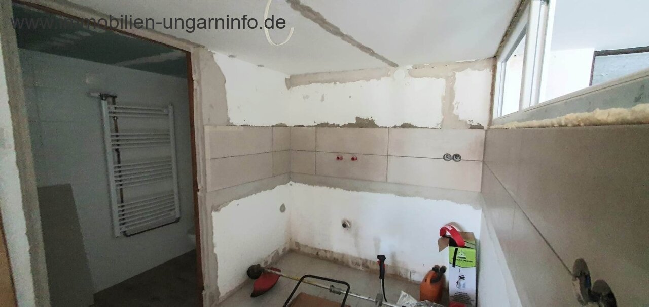 3-storey house for sale on the northern shore of Lake Balaton