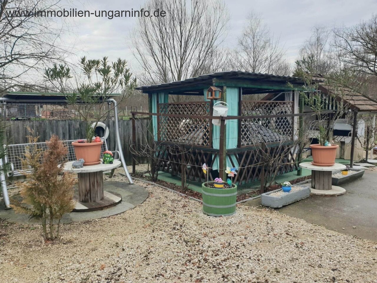 3 storey detached house for sale in Somogy county