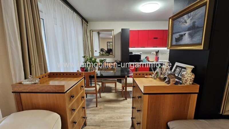 Modernes Einfamilienhaus mit 3 separaten Wohnungen im Herzen von Nagykanizsa zu verkaufen