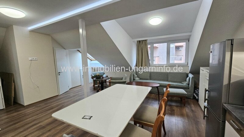 Modernes Einfamilienhaus mit 3 separaten Wohnungen im Herzen von Nagykanizsa zu verkaufen