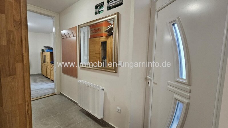 Modernes Einfamilienhaus mit 3 separaten Wohnungen im Herzen von Nagykanizsa zu verkaufen