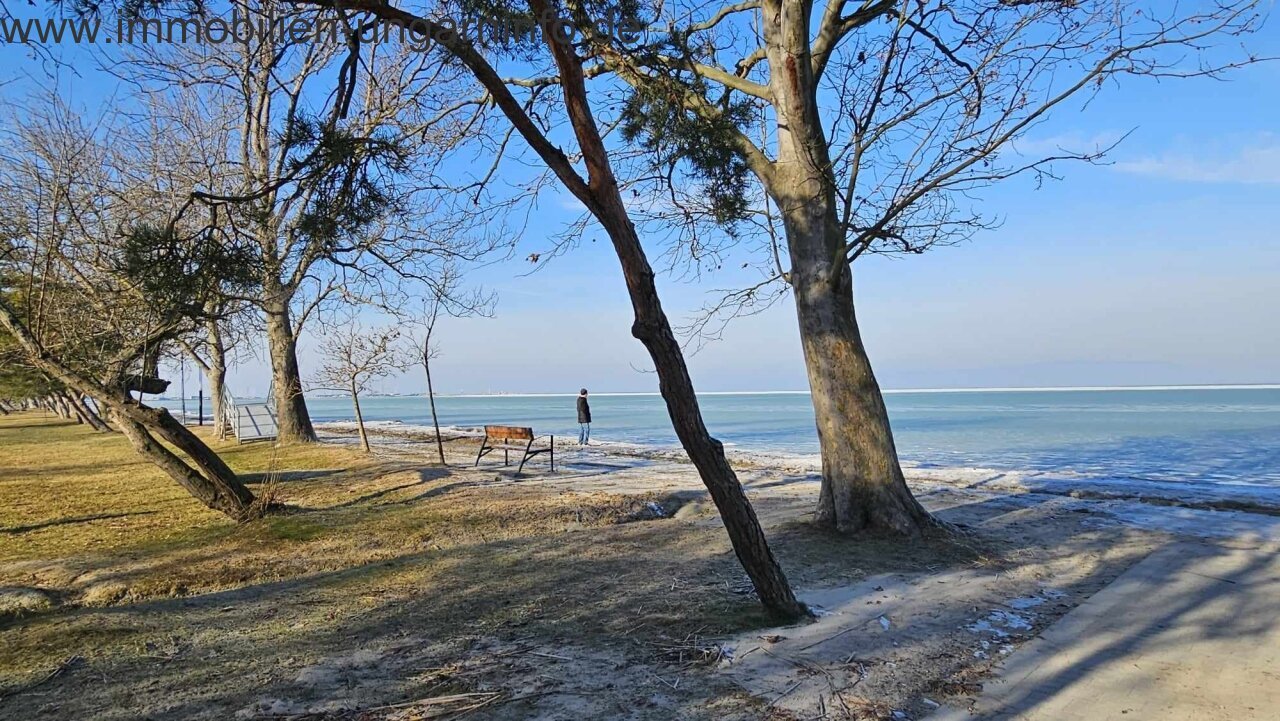 Appartementhaus am Ufer des Plattensees