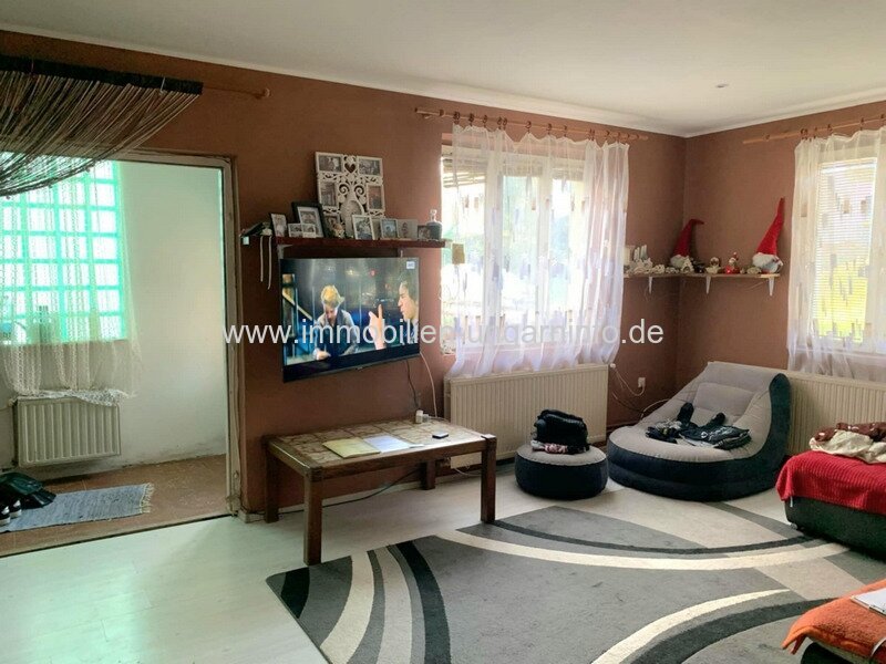 Einfamilienhaus zwischen dem Plattensee und der Kreisstadt