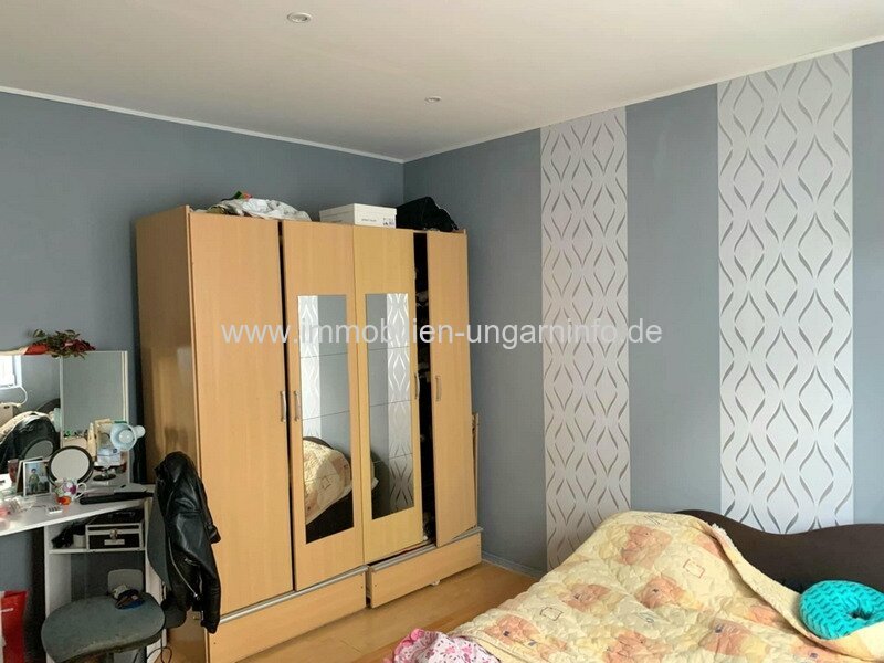 Einfamilienhaus zwischen dem Plattensee und der Kreisstadt