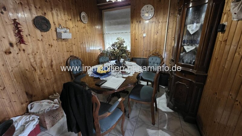 Mehrgenerationen-Einfamilienhaus mit Geschäftsraum in Marcali zu verkaufen