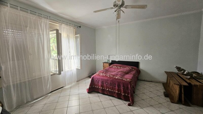 Einfamilienhaus mit großem Hof in ruhiger Lage, nahe der kroatischen-slovenien Grenze