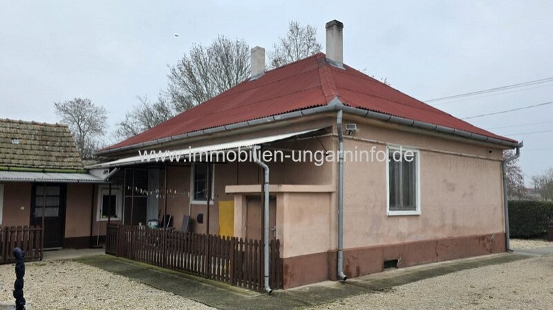 Einfamilienhaus mit separater Apartement zu verkaufen im Kreis Zala