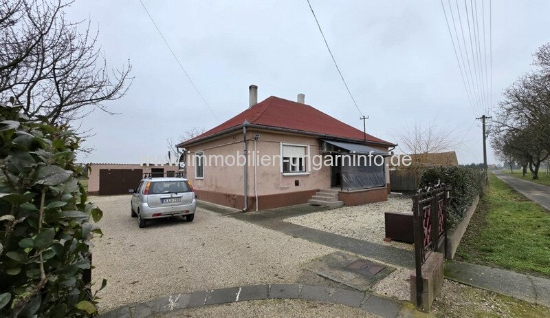 Einfamilienhaus mit separater Apartement zu verkaufen im Kreis Zala