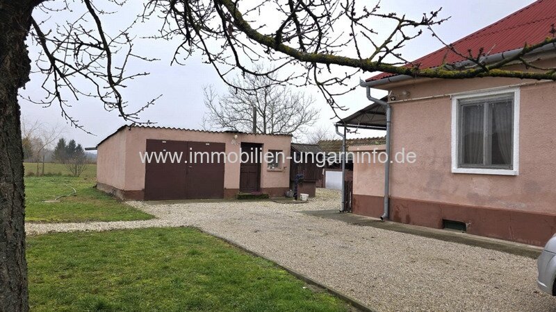 Einfamilienhaus mit separater Apartement zu verkaufen im Kreis Zala