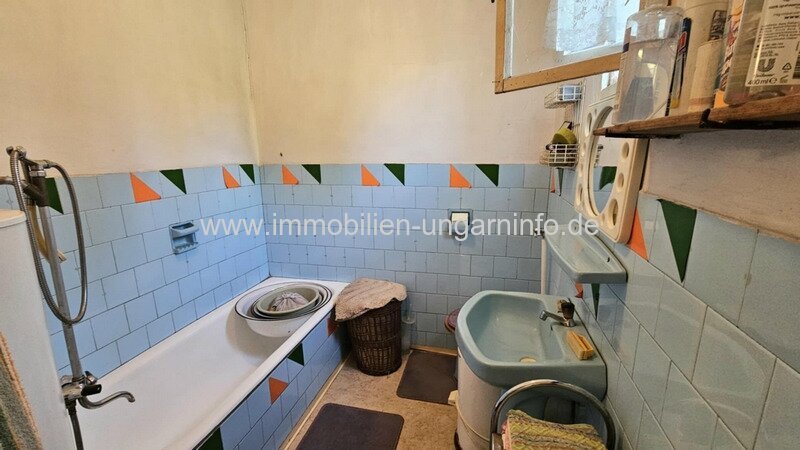 Einfamilienhaus zu verkaufen 10 km vom Plattensee