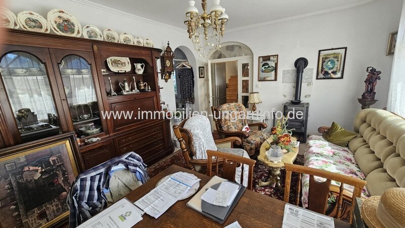 12 km südlich von Balaton 2-stöckiges Einfamilienhaus von deutschem Eigentümer zu verkaufen