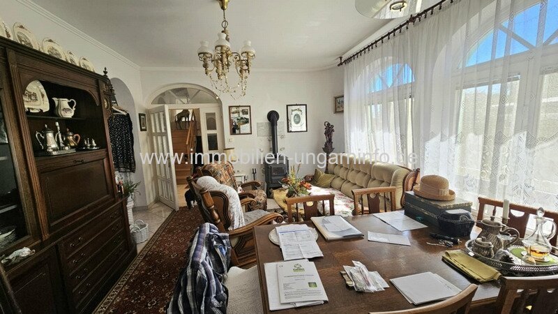 12 km südlich von Balaton 2-stöckiges Einfamilienhaus von deutschem Eigentümer zu verkaufen