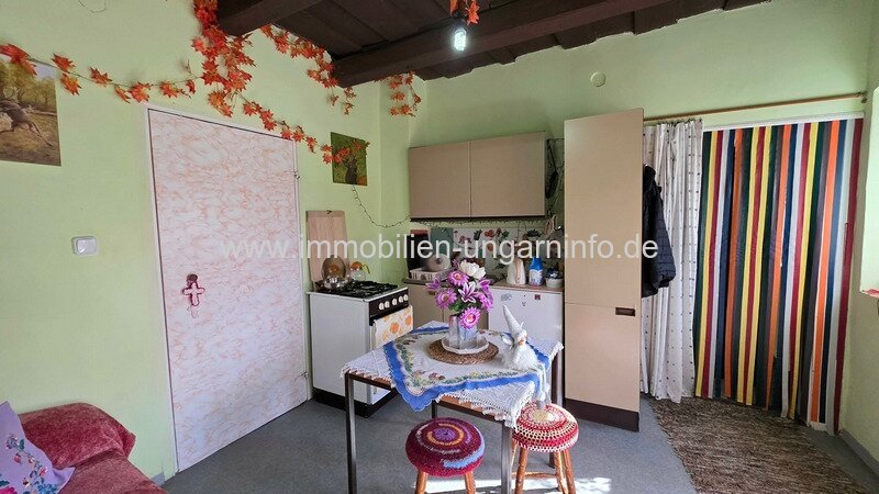 Bauernhaus mit Appartement und großem Grundstück, 19 km vom Balaton entfernt