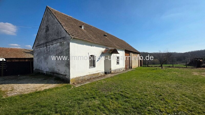 Bauernhaus mit Appartement und großem Grundstück, 19 km vom Balaton entfernt