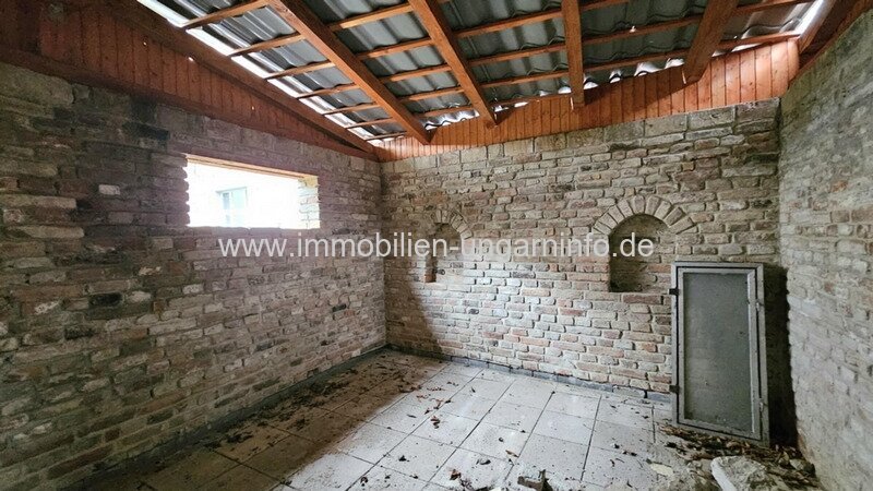 Modernes Einfamilienhaus mit 3 separaten Wohnungen im Herzen von Nagykanizsa zu verkaufen