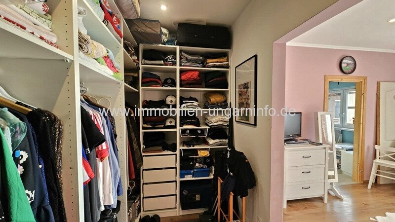 Modernes Niedrigenergie-Familienhaus in Balatonkeresztúr zu verkaufen