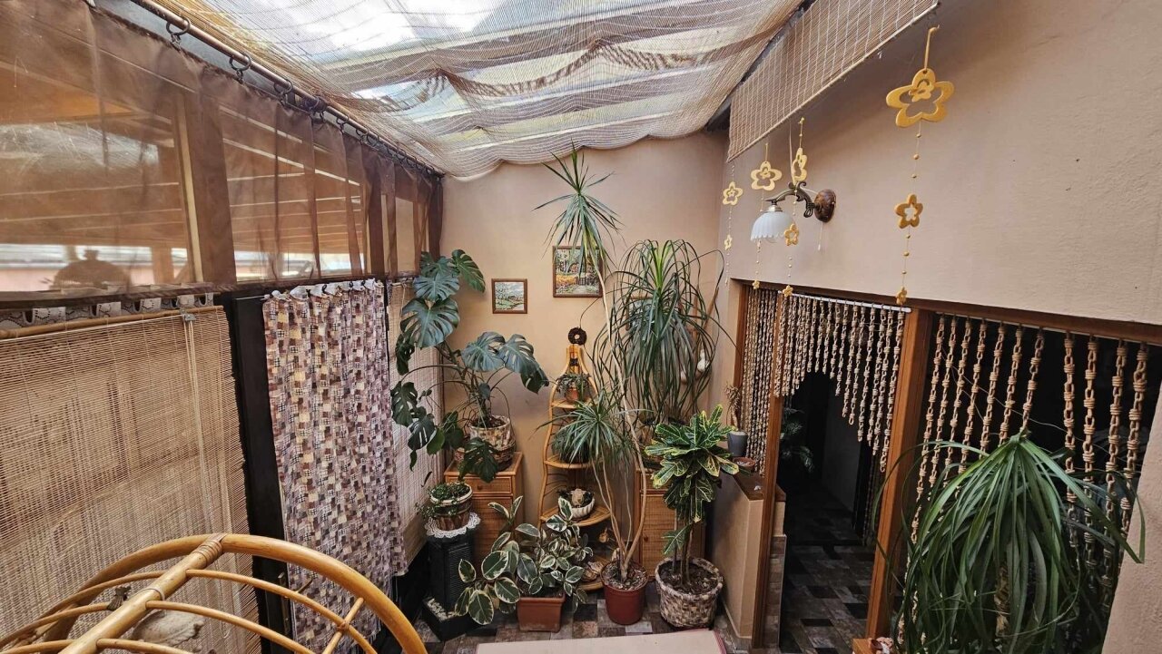 2 Häuser und Apartment auf einem Grundstück in der Nähe des Plattensees zu verkaufen