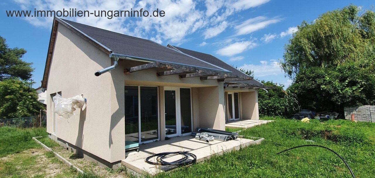 Newly built apartments for sale 300 m from Lake Balaton