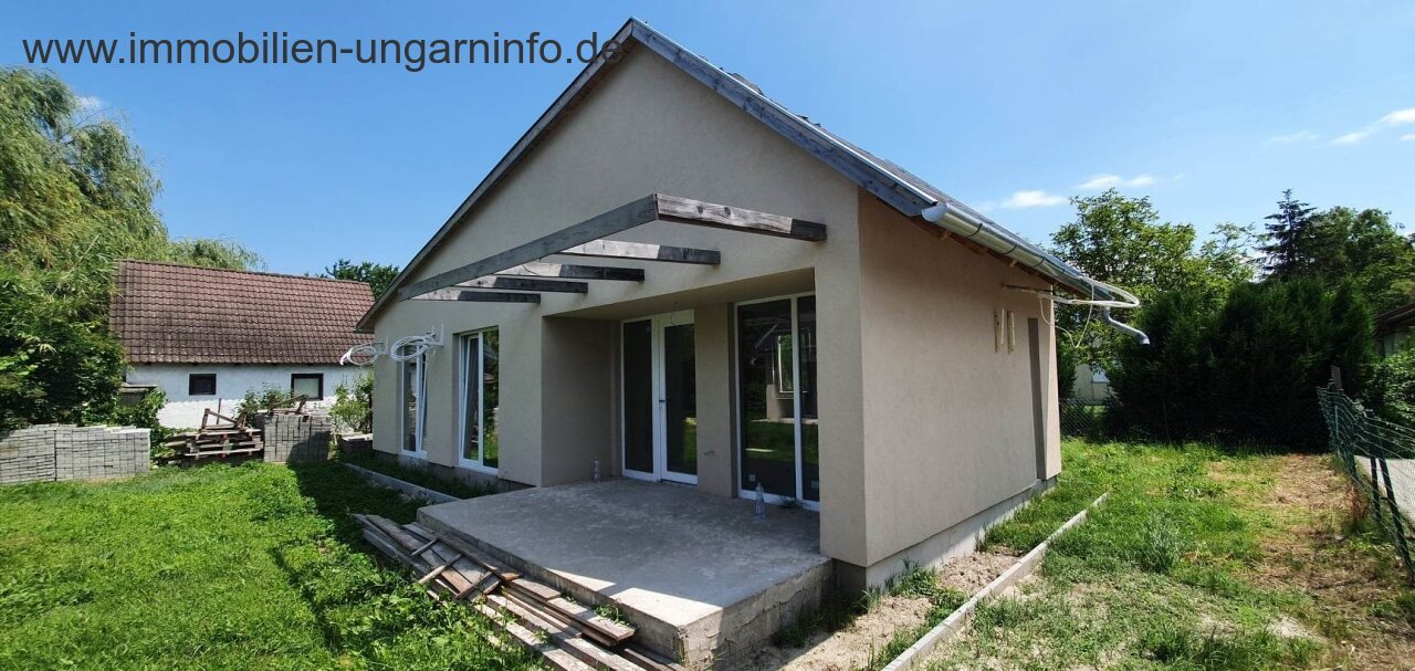 Newly built apartments for sale 300 m from Lake Balaton