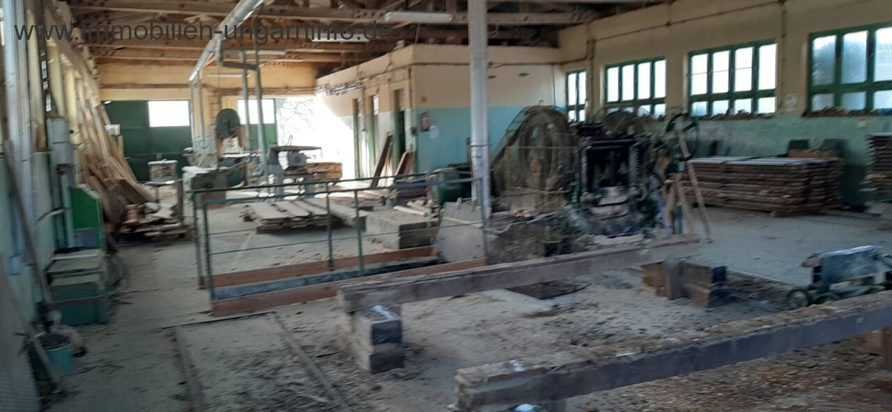 Sawmill south of Lake Balaton for sale