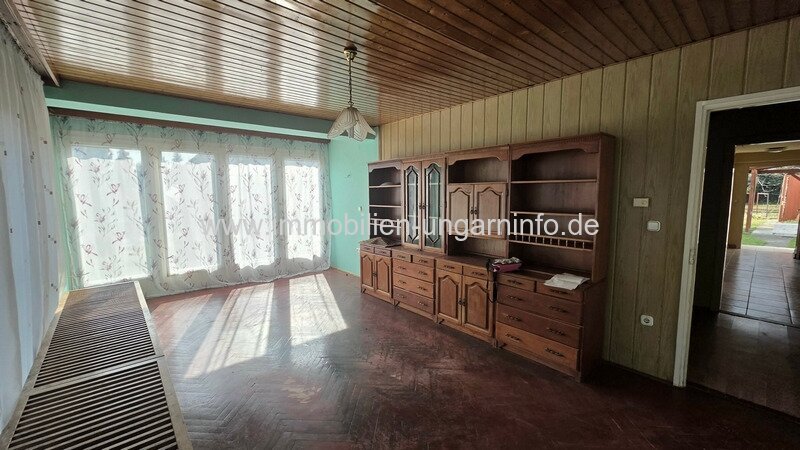 Familienhaus mit 9 Zimmern im Zentrum von Zalakaros zu verkaufen