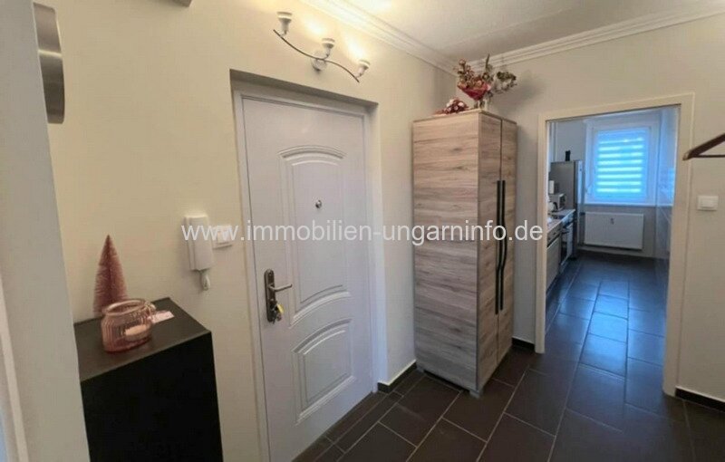 In Keszthely, in einer grünen Umgebung, 2-Zimmer-Wohnung zu verkaufen