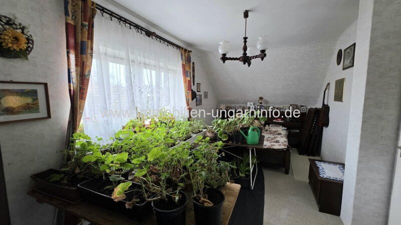 6-Zimmer-Einfamilienhaus in Kéthely, 6 km vom Plattensee entfernt