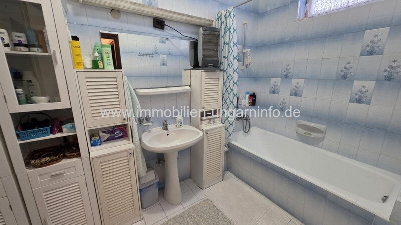 6-Zimmer-Einfamilienhaus in Kéthely, 6 km vom Plattensee entfernt