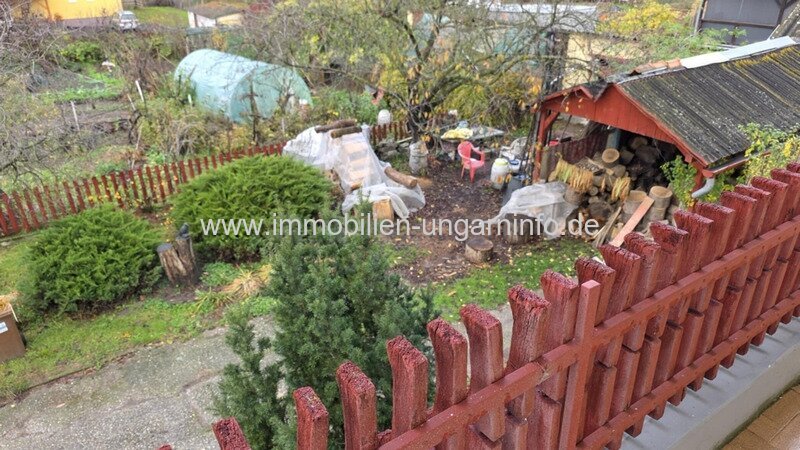 Mehrgenerationen-Einfamilienhaus mit Geschäftsraum in Marcali zu verkaufen