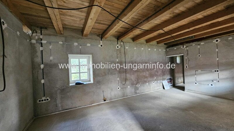 Familienhaus im Umbau mit 1 Hektar Grundstück im Komitat Somogy