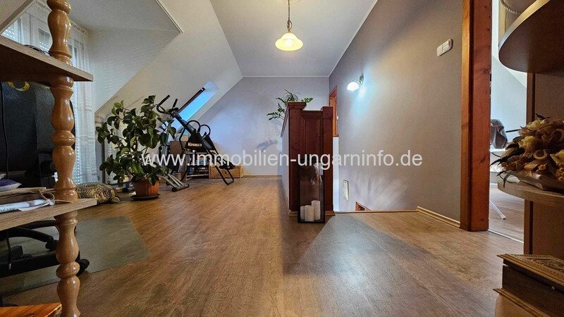 Neuwertiges massive Einfamilienhaus, 12 km vom Plattensee entfernt in Marcali