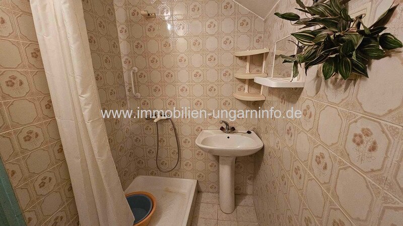 Einfamilienhaus mit Appartement zu verkaufen 12 km vom Plattensee in Marcali