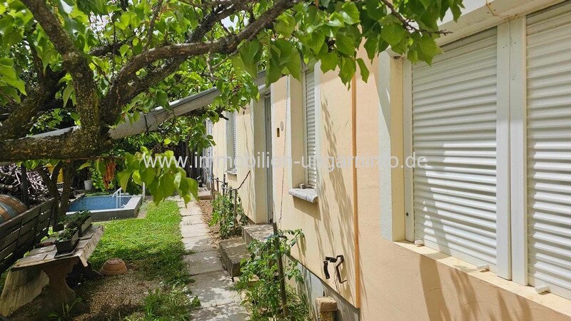 Einfamilienhaus mit Appartement zu verkaufen 12 km vom Plattensee in Marcali