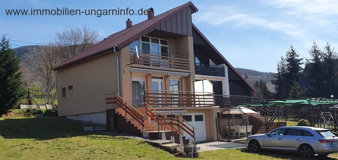3-storey house for sale on the northern shore of Lake Balaton