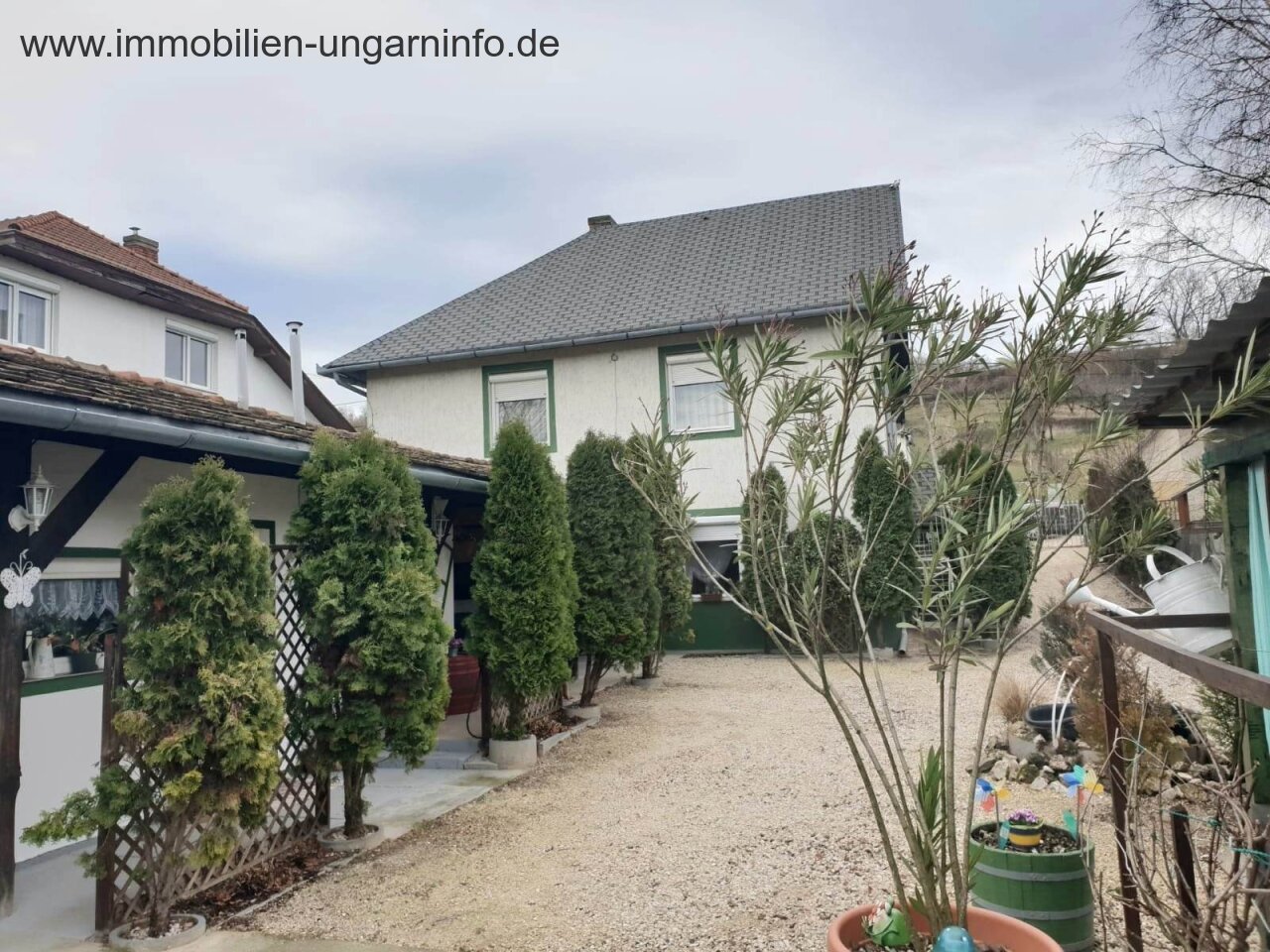 3 storey detached house for sale in Somogy county