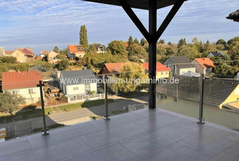 Hochwertiges, neu gebautes Doppelhaushälfte in Kaposvár zu verkaufen