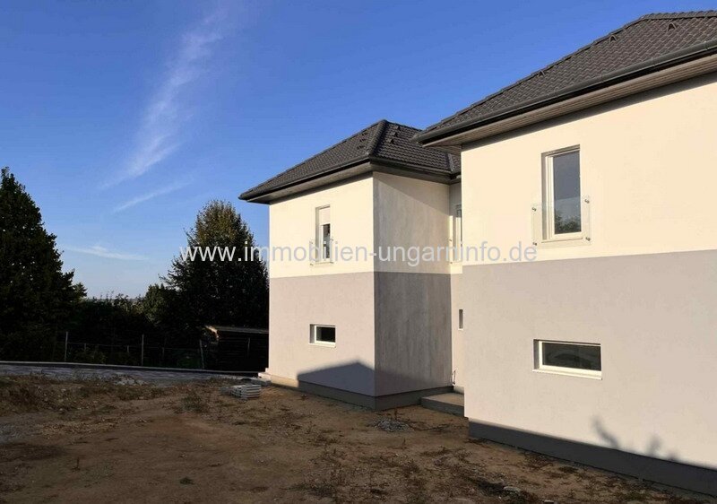 Hochwertiges, neu gebautes Doppelhaushälfte in Kaposvár zu verkaufen