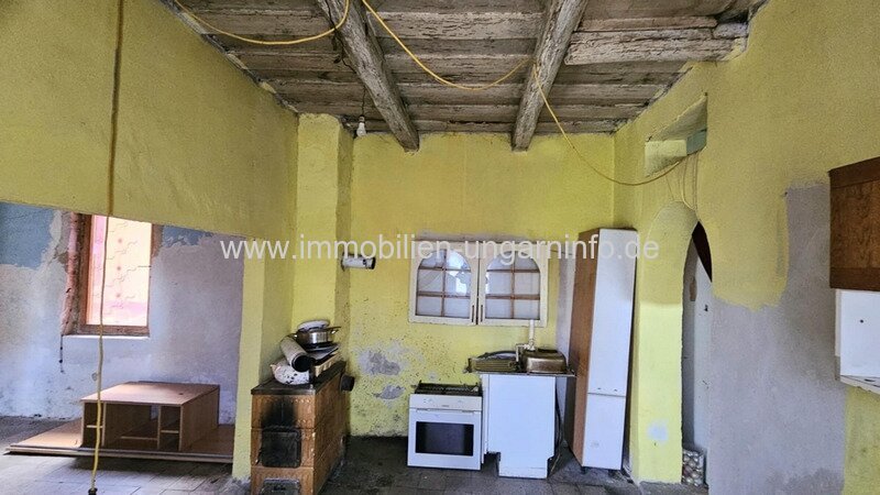 Renovierungsbedürftiges Einfamilienhaus in der Plattenseeregion