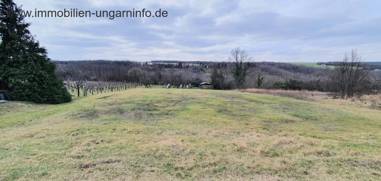 Grundstück in den Weinbergen von Marcali zu verkaufen