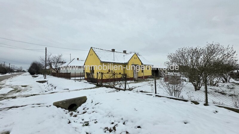 Einfamilienhaus in Böhönye