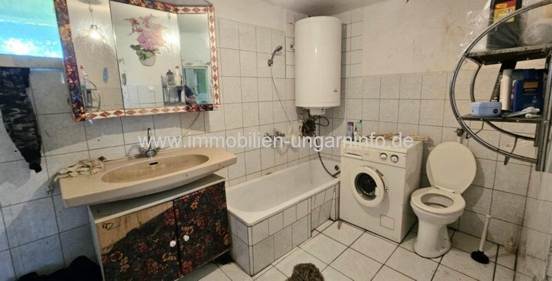 Einfamilienhaus mit Nebengebäuden im Kreis Somogy