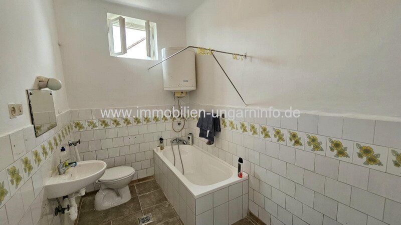 Einfamilienhaus in Vése zu verkaufen, sofort bezugsfertig