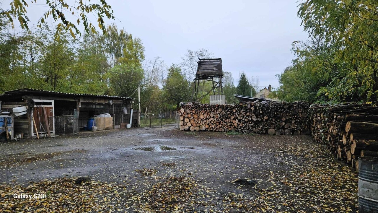 Einfamilienhaus mit großem Grundstück und Wald in der Nähe des Plattensees
